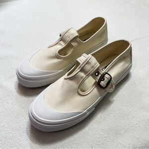 New Vans Mary Jane Sneakers Size 8.5